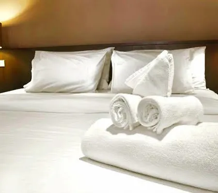 Hotel Summertime