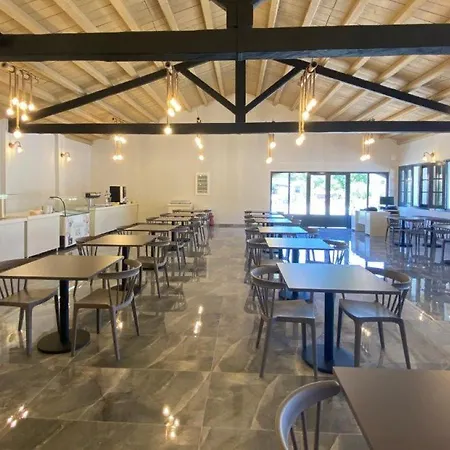 Summertime Hotel Sidárion