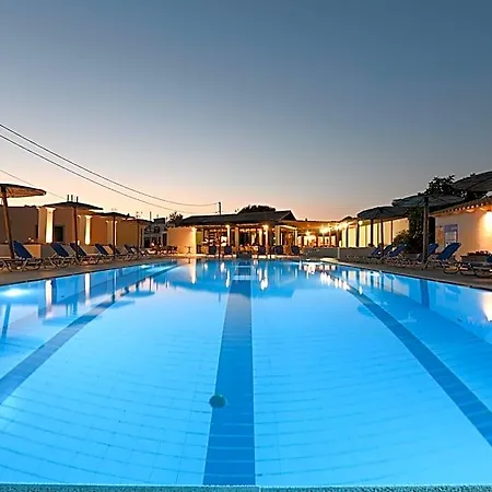 Summertime Hotel 2*