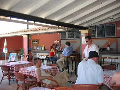 Summertime Hotell 2*