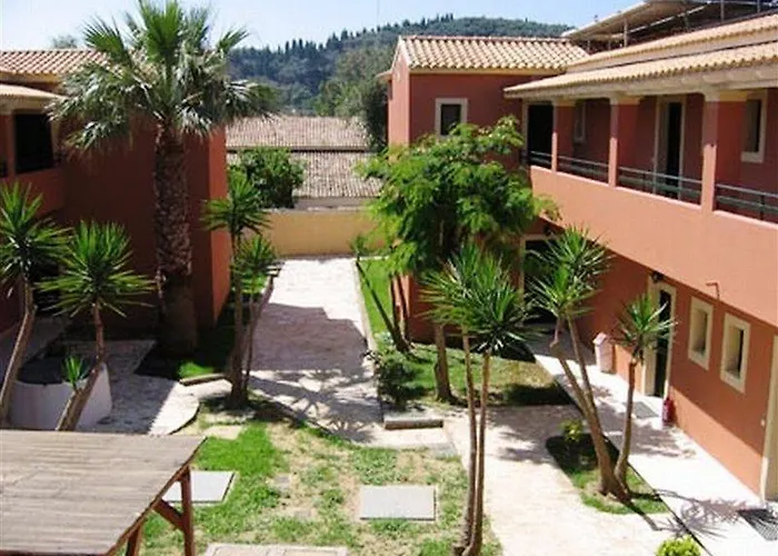 Summertime Hotel 2*